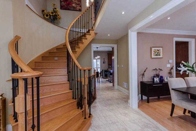 96 Tillie Sq, House detached with 4 bedrooms, 5 bathrooms and 6 parking in Markham ON | Image 8