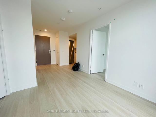715 - 30 Tretti Way, Condo with 2 bedrooms, 2 bathrooms and 1 parking in Toronto ON | Image 5