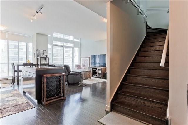 lph 12 - 21 Nelson St, Condo with 1 bedrooms, 2 bathrooms and 1 parking in Toronto ON | Image 13