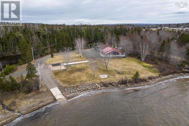 836 Highway 223, House detached with 3 bedrooms, 2 bathrooms and null parking in Victoria, Subd. B NS | Image 2