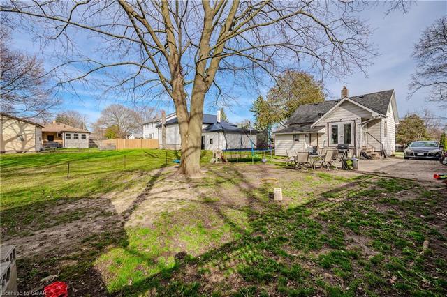 108 Emma Street, House detached with 4 bedrooms, 1 bathrooms and 3 parking in Guelph ON | Image 20