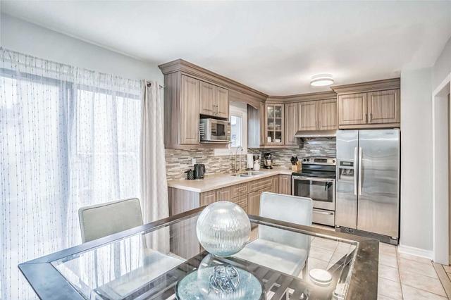 81 Alderbury Dr, House detached with 3 bedrooms, 3 bathrooms and 4 parking in Markham ON | Image 5