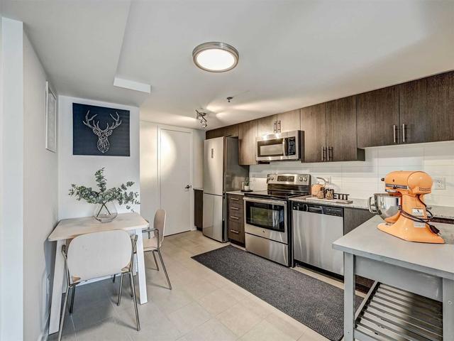 th5 - 11 Superior Ave, Townhouse with 2 bedrooms, 2 bathrooms and 1 parking in Toronto ON | Image 7