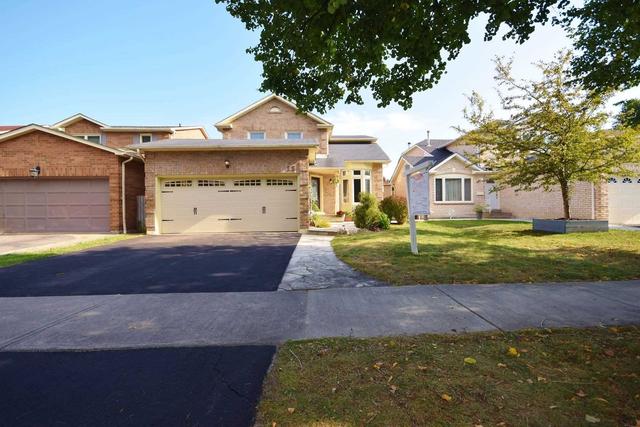 13 Brennan Rd, House detached with 4 bedrooms, 3 bathrooms and 4 parking in Ajax ON | Image 1