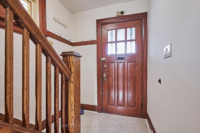 514 Lauder Ave, House detached with 3 bedrooms, 2 bathrooms and 2 parking in Toronto ON | Image 34