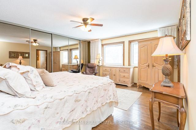 2 Yeo St, House detached with 2 bedrooms, 3 bathrooms and 5 parking in Penetanguishene ON | Image 8