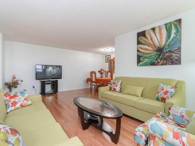 806 - 10 Malta Ave, Condo with 2 bedrooms, 2 bathrooms and 1 parking in Brampton ON | Image 7