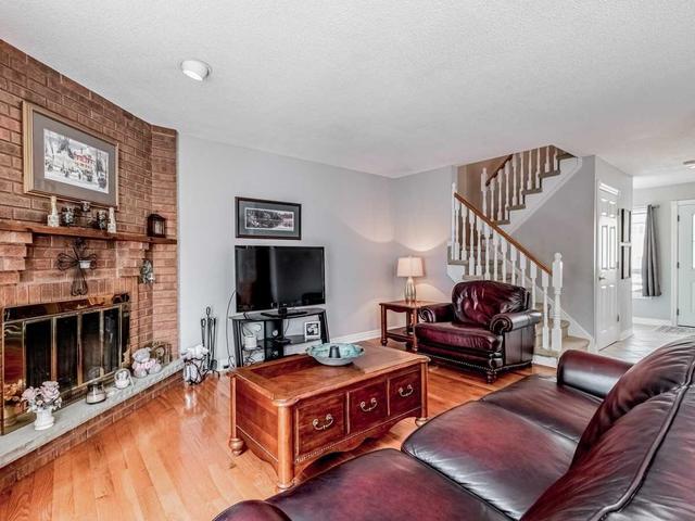 80 Sparklett Cres, House semidetached with 3 bedrooms, 2 bathrooms and 3 parking in Brampton ON | Card Image