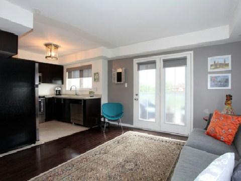 2 - 2579 Sixth Line, Townhouse with 2 bedrooms, 2 bathrooms and 2 parking in Oakville ON | Image 4