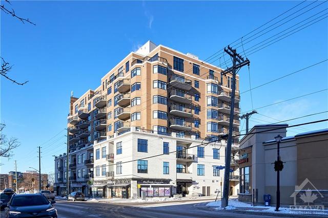 420 Berkley Avenue, Condo with 2 bedrooms, 1 bathrooms and 1 parking in Ottawa ON | Image 1