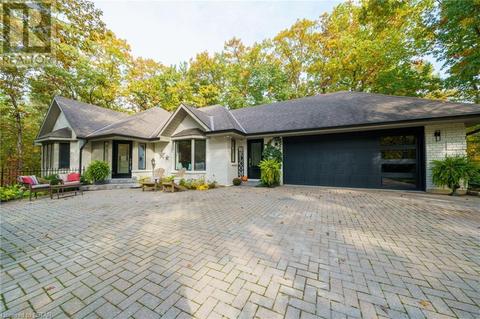 10206 Pinetree Drive, Grand Bend, ON, N0M1T0 | Card Image