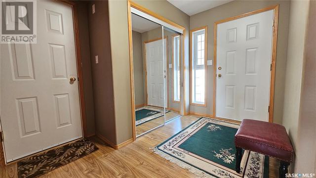 140 - 165 Robert Street W, House semidetached with 2 bedrooms, 2 bathrooms and null parking in Swift Current SK | Image 2