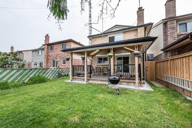 6 Beulah St, House detached with 4 bedrooms, 3 bathrooms and 5 parking in Toronto ON | Image 29
