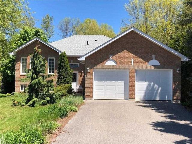 6 Coles Crt, House detached with 3 bedrooms, 1 bathrooms and 4 parking in Wasaga Beach ON | Image 2