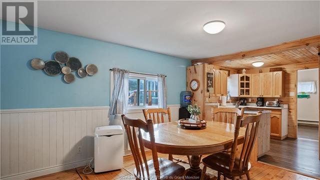 6 Ste Marie St, House detached with 3 bedrooms, 1 bathrooms and null parking in Beaubassin East NB | Image 3