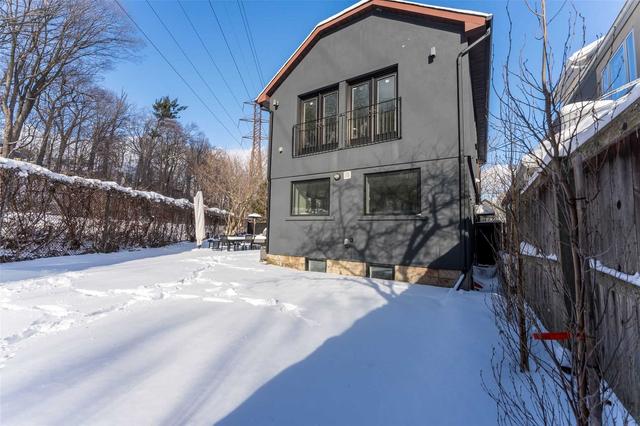 328 Glen Rd, House detached with 3 bedrooms, 4 bathrooms and 2 parking in Toronto ON | Image 21