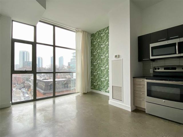 403 - 569 King St E, Condo with 1 bedrooms, 1 bathrooms and 0 parking in Toronto ON | Image 1