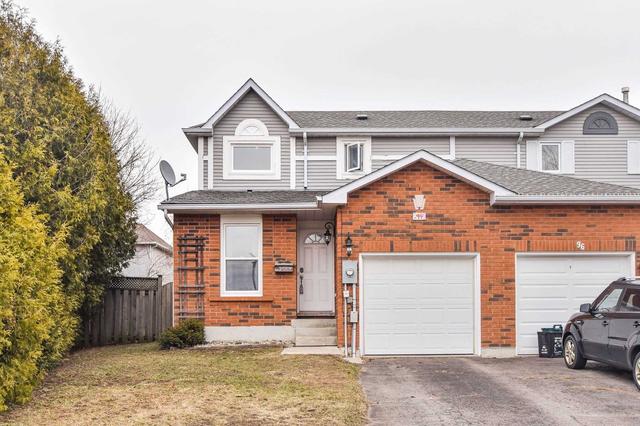 94 Fairgreen Cres, House attached with 2 bedrooms, 2 bathrooms and 3 parking in Cambridge ON | Image 1