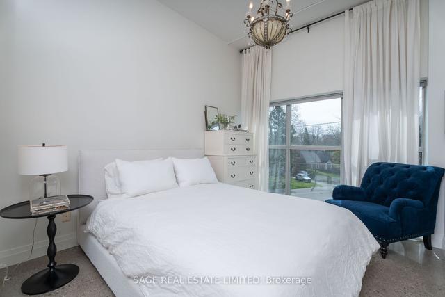 207 - 2 Fieldway Rd, Condo with 2 bedrooms, 2 bathrooms and 1 parking in Toronto ON | Image 7