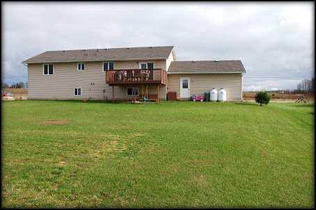 8680 Sideroad 9, House detached with 3 bedrooms, 2 bathrooms and 12 parking in Centre Wellington ON | Image 2