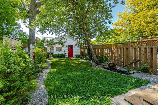 12 Kenworthy Ave, House detached with 2 bedrooms, 2 bathrooms and 3 parking in Toronto ON | Image 18