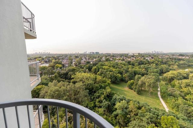 1210 - 3559 Eglinton Ave W, Condo with 2 bedrooms, 1 bathrooms and 1 parking in Toronto ON | Image 16