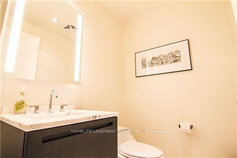 2801 - 180 University Ave, Condo with 2 bedrooms, 3 bathrooms and 1 parking in Toronto ON | Image 3