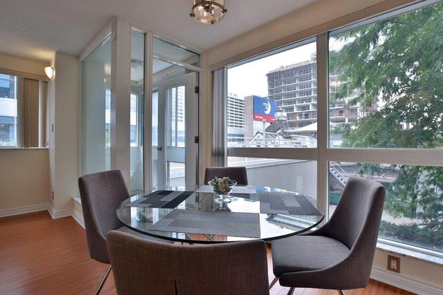 209 - 7 Broadway Ave, Condo with 1 bedrooms, 1 bathrooms and 1 parking in Toronto ON | Image 6