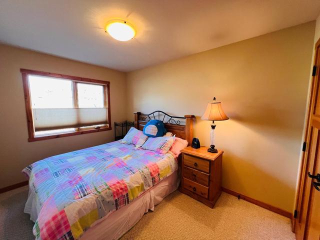 720 9th Avenue, House attached with 3 bedrooms, 3 bathrooms and 3 parking in Invermere BC | Image 32