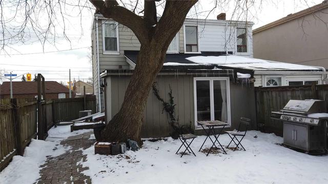 2398 Gerrard St E, House semidetached with 1 bedrooms, 1 bathrooms and 1 parking in Toronto ON | Image 9