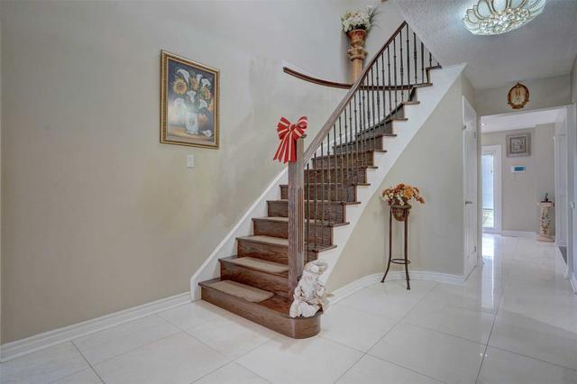 19 Shockley Dr, House detached with 4 bedrooms, 4 bathrooms and 4 parking in Toronto ON | Image 29