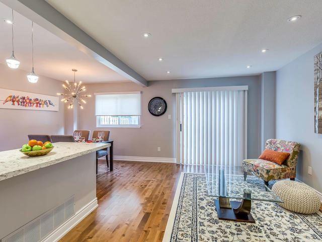24 - 2301 Derry Rd W, Townhouse with 3 bedrooms, 3 bathrooms and 1 parking in Mississauga ON | Image 3