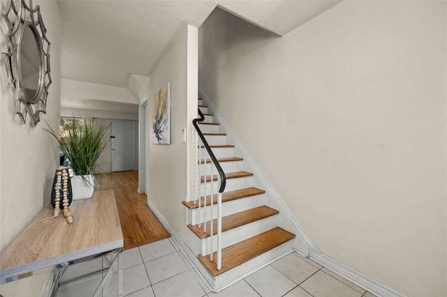 17 The Carriage Way, Townhouse with 3 bedrooms, 2 bathrooms and 1 parking in Markham ON | Image 30