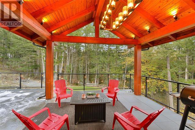 Vaulted Covered Deck/Cathedral Lighting | Image 34