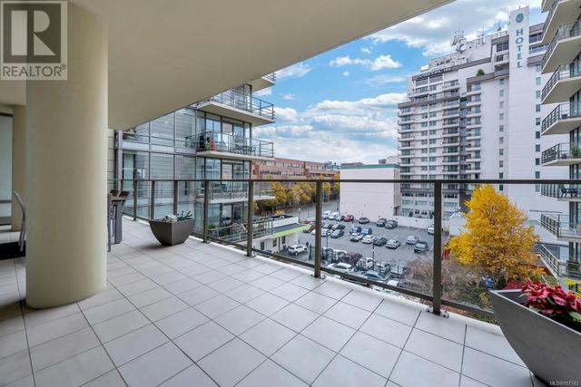 708 - 707 Courtney St, Condo with 2 bedrooms, 3 bathrooms and 2 parking in Victoria BC | Image 17