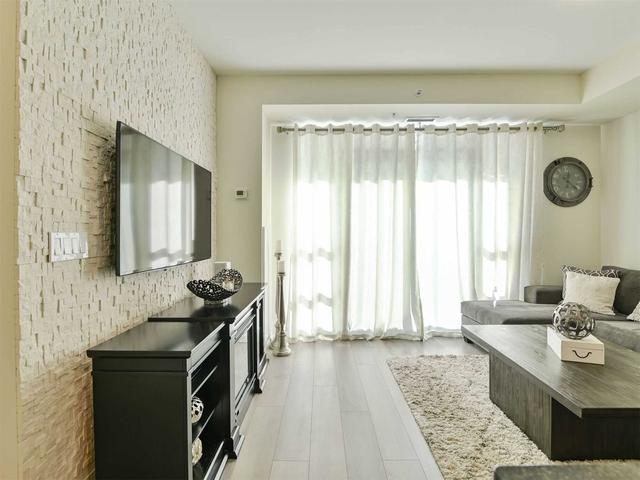 307 - 45 Yorkland Blvd, Condo with 1 bedrooms, 1 bathrooms and 1 parking in Brampton ON | Image 5