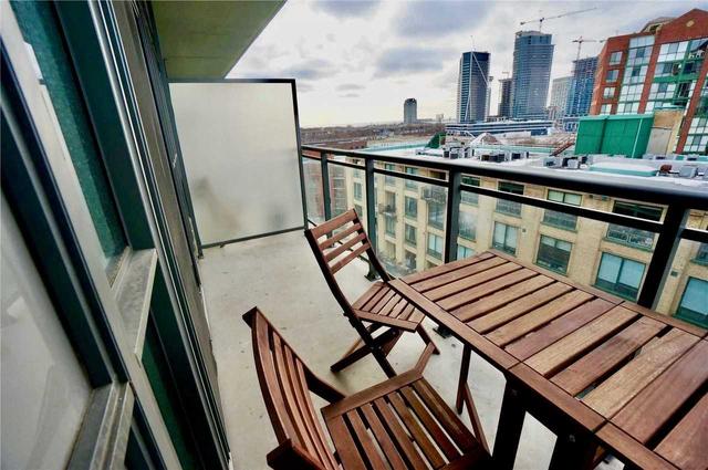 809 - 775 King St W, Condo with 1 bedrooms, 1 bathrooms and 1 parking in Toronto ON | Image 3