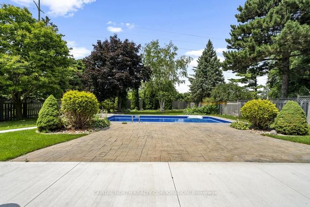 975 Caldwell Ave, House detached with 4 bedrooms, 6 bathrooms and 6 parking in Mississauga ON | Image 28