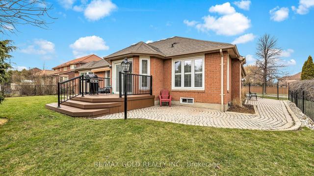 7 Roycrest St, House detached with 3 bedrooms, 2 bathrooms and 7 parking in Brampton ON | Image 23