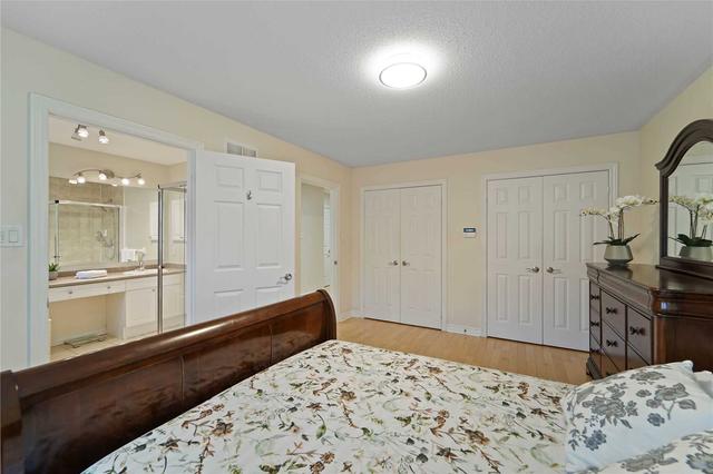 43 Napiermews Dr, House detached with 3 bedrooms, 2 bathrooms and 3 parking in Ajax ON | Image 10