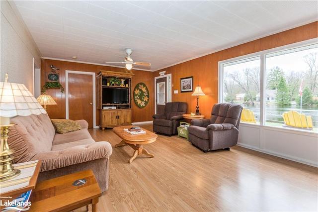 1070 Cowbell Lane, House detached with 3 bedrooms, 1 bathrooms and 8 parking in Gravenhurst ON | Image 25
