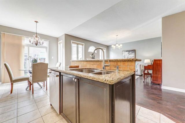 20 Hawkweed Manr N, House detached with 4 bedrooms, 3 bathrooms and 3 parking in Markham ON | Image 9