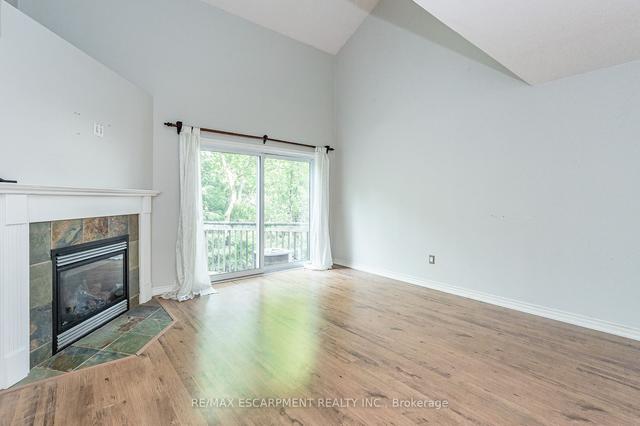 207 - 2110 Cleaver Ave, House attached with 2 bedrooms, 2 bathrooms and 2 parking in Burlington ON | Image 28