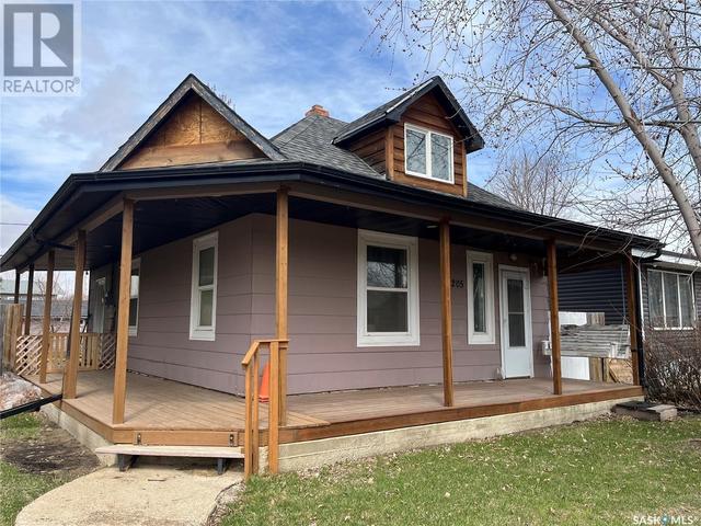 205 1st Avenue E, House detached with 1 bedrooms, 1 bathrooms and null parking in Blaine Lake SK | Image 1