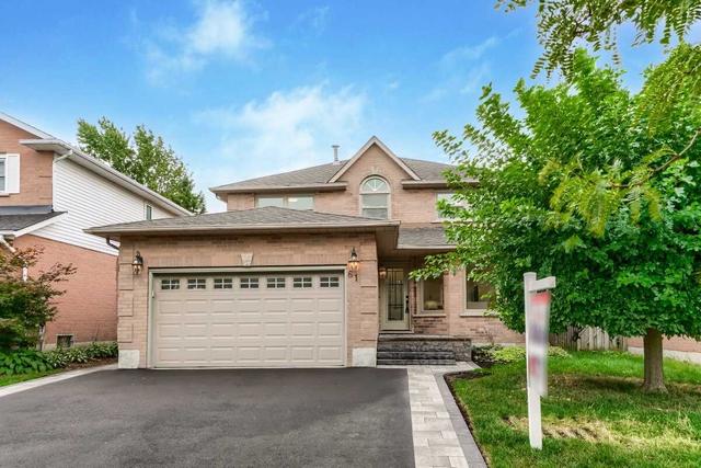 61 Isaac Brock Dr, House detached with 3 bedrooms, 3 bathrooms and 4 parking in Hamilton ON | Card Image