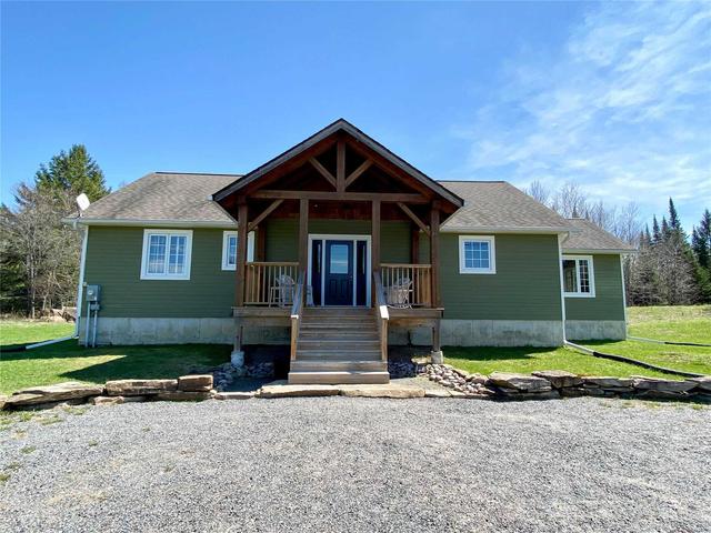 460 Detlor Rd, House detached with 3 bedrooms, 2 bathrooms and 6 parking in Bancroft ON | Image 1