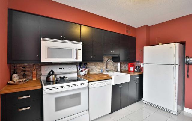 314 - 700 Dynes Rd, Condo with 2 bedrooms, 2 bathrooms and 1 parking in Burlington ON | Image 5