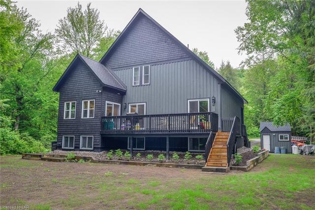 86 Cedar Shores, House detached with 4 bedrooms, 3 bathrooms and null parking in Bracebridge ON | Image 26