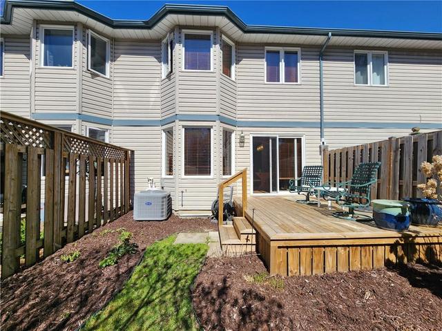 57 Brock Street, Townhouse with 3 bedrooms, 2 bathrooms and 2 parking in Brockville ON | Image 2