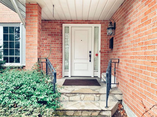 416 Claremont Cres, House detached with 3 bedrooms, 3 bathrooms and 2 parking in Oakville ON | Image 10
